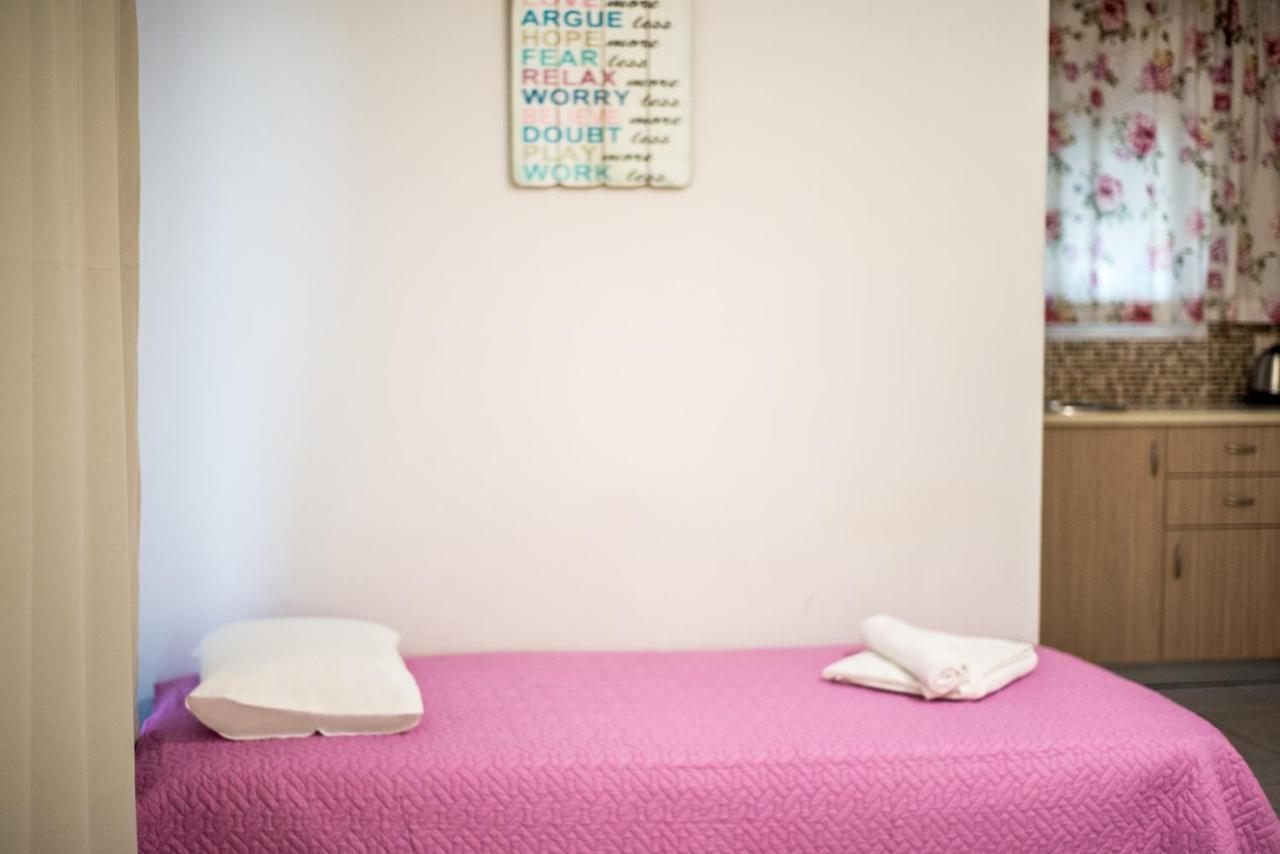 Stefania Studios By Estia Stalida Extérieur photo